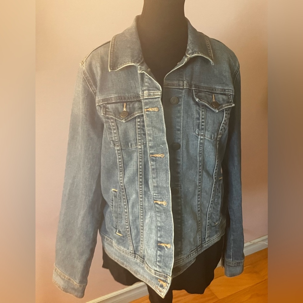 Old Navy Jean Jacket Size L